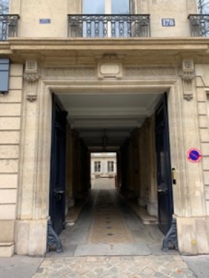 entrée imùmeuble 1.jpg